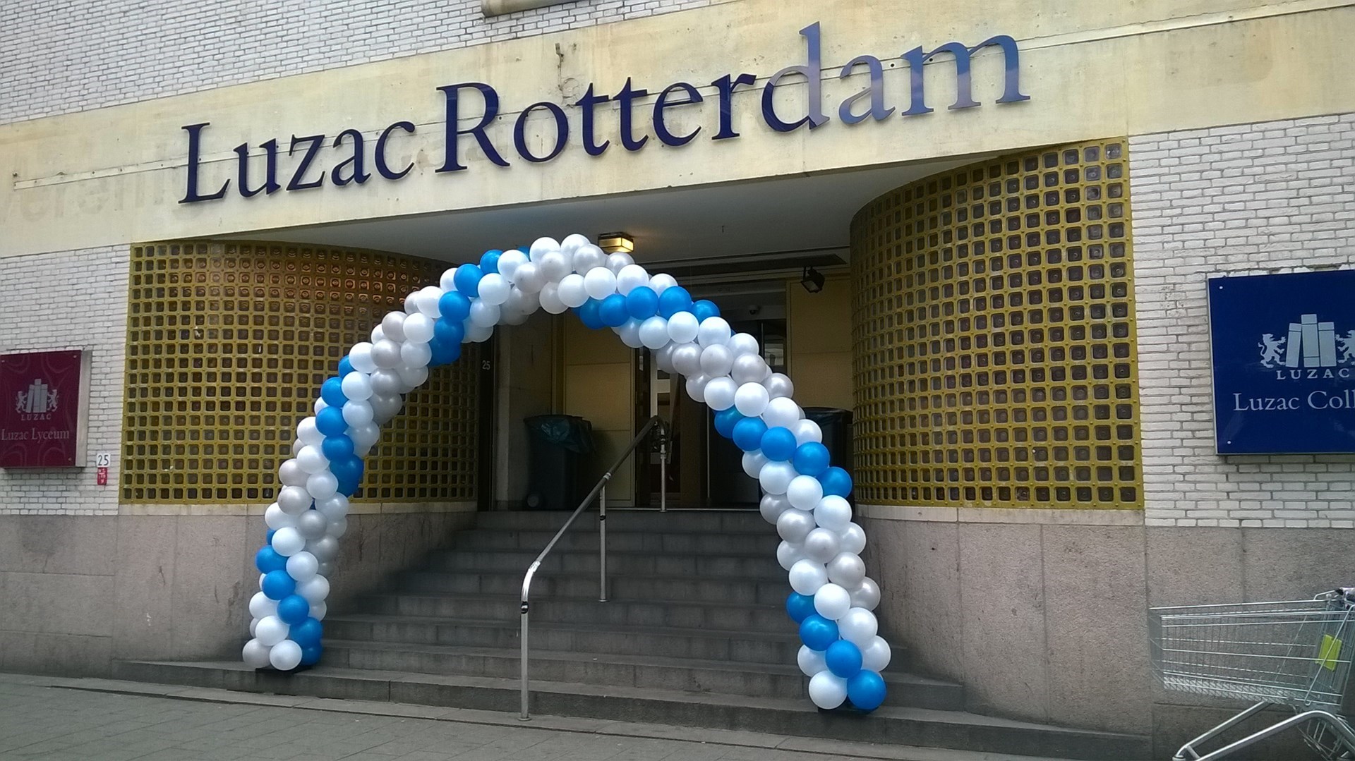 ballonnen decoratie voor diploma uitreiking Luzac Rotterdam