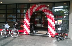 ballonnenbogen voor Medipoint Limburg