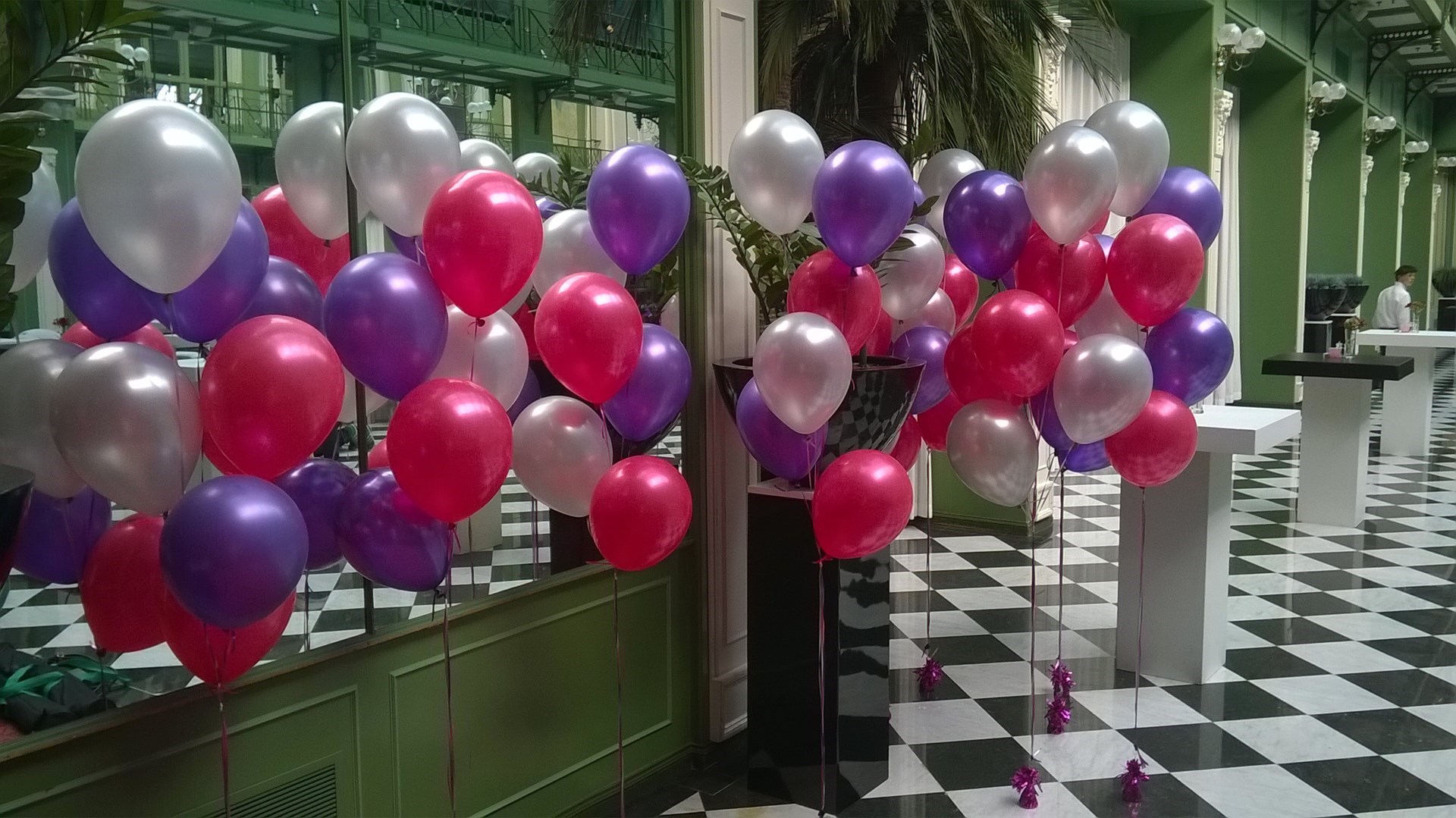 helium ballon trosjes voor feest Amsterdam Krasnapolsky