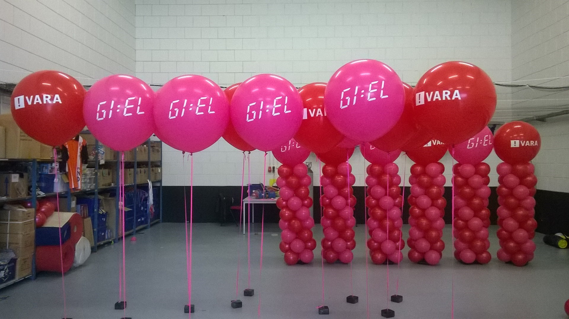 bedrukte reuze ballonnen voor Giel Beelen VARA Amsterdam