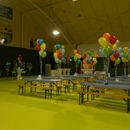 ballonnen decoratie sporthal Hoorn 015.JPG