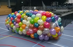 Ballonnen voor finale Leesvertelwedstrijd 2016 Amsterdam De Meervaart
