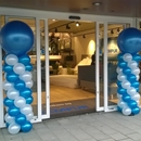 ballonnen opening nieuwe Tempur winkel Breda blauw en witte ballonnen