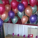 helium ballon trosjes verjaardag Amsterdam met elk 5 ballonnen als gronddecoratie