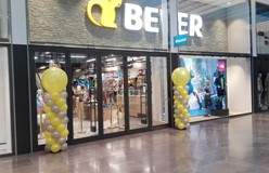 Opening Bever winkel in Buitenveldert met ballonnen pilaren