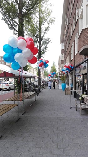 ballonnen voor heropening Rijnstraat Amsterdam