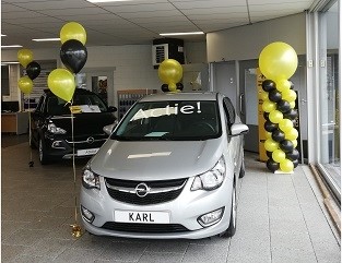 ballon pilaren Opel auto dealers